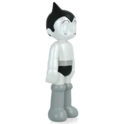 Astro Boy - Standing (Eye Closing) - 13,5 cm (Pearl Black)