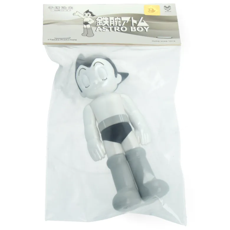 Astro Boy - Standing (Eye Closing) - 13,5 cm (Pearl Black)