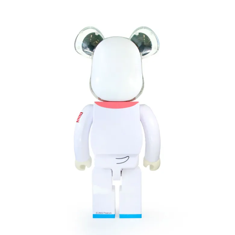 1000% Bearbrick Astronaut Snoopy