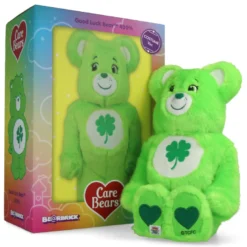 400% Bearbrick Good Luck Bear (Costume)