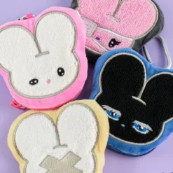 Beco+81 Shirimimi Rabbit Face Pouch