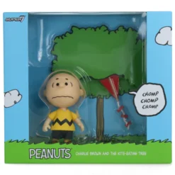 Charlie Brown and the Kite-Eating Tree - Peanuts ReAction Figure (Diorama Box)