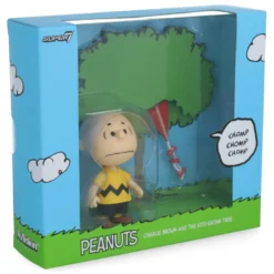 Charlie Brown and the Kite-Eating Tree - Peanuts ReAction Figure (Diorama Box)