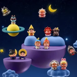 CryBaby Crying to the Moon - Sitting Series Figures