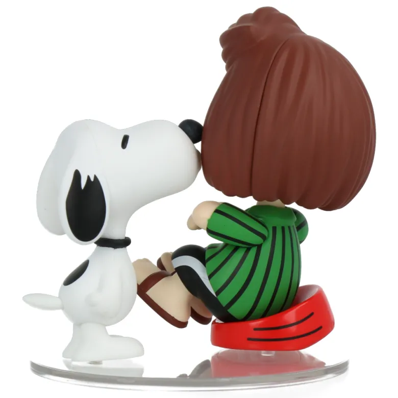 Figurine UDF Peanuts Series 17 - Peppermint Patty & Snoopy