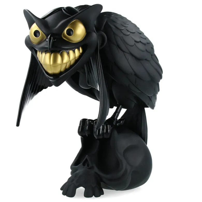 Harpy - Black & Gold Version by Peter de Sève