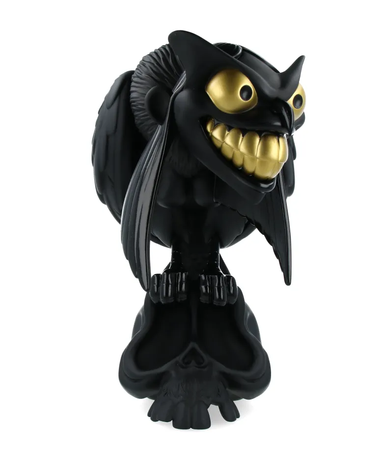 Harpy - Black & Gold Version by Peter de Sève