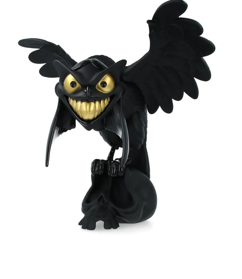 Harpy - Black & Gold Version by Peter de Sève