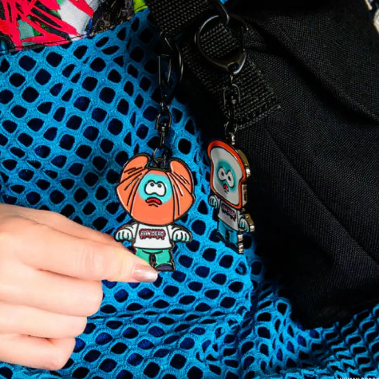 Pandead Swaying Metal Key Chain