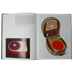Revolution : The History of Turntable Design