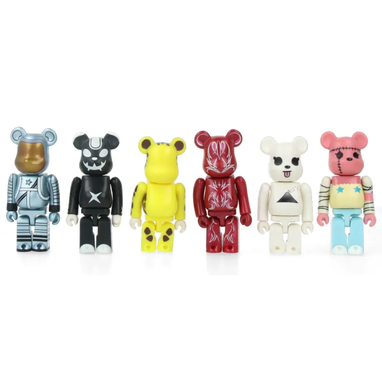Set 100% Bearbrick Toy R Us (6 pcs)
