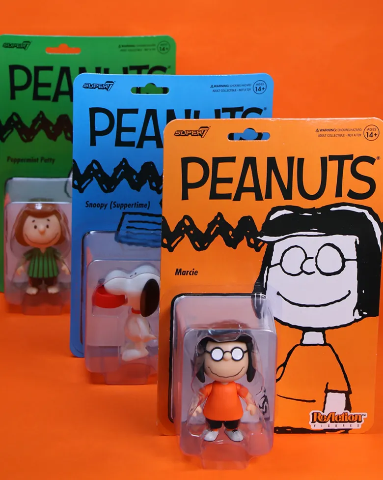 Snoopy (Suppertime) - ReAction Figures - Wave 9 (Peanuts)