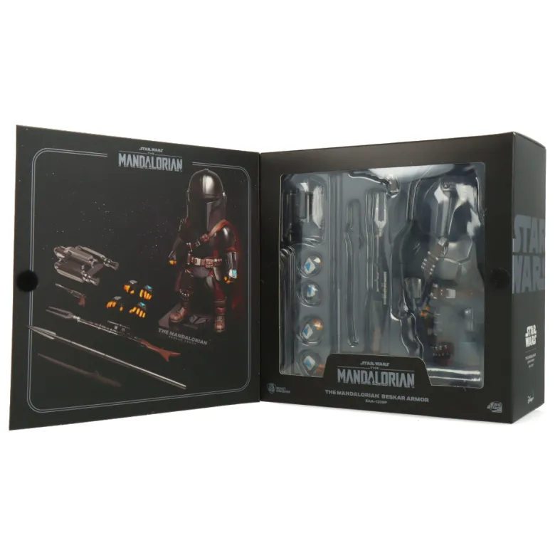 Star Wars The Mandalorian figurine Egg Attack Action Beskar Armor