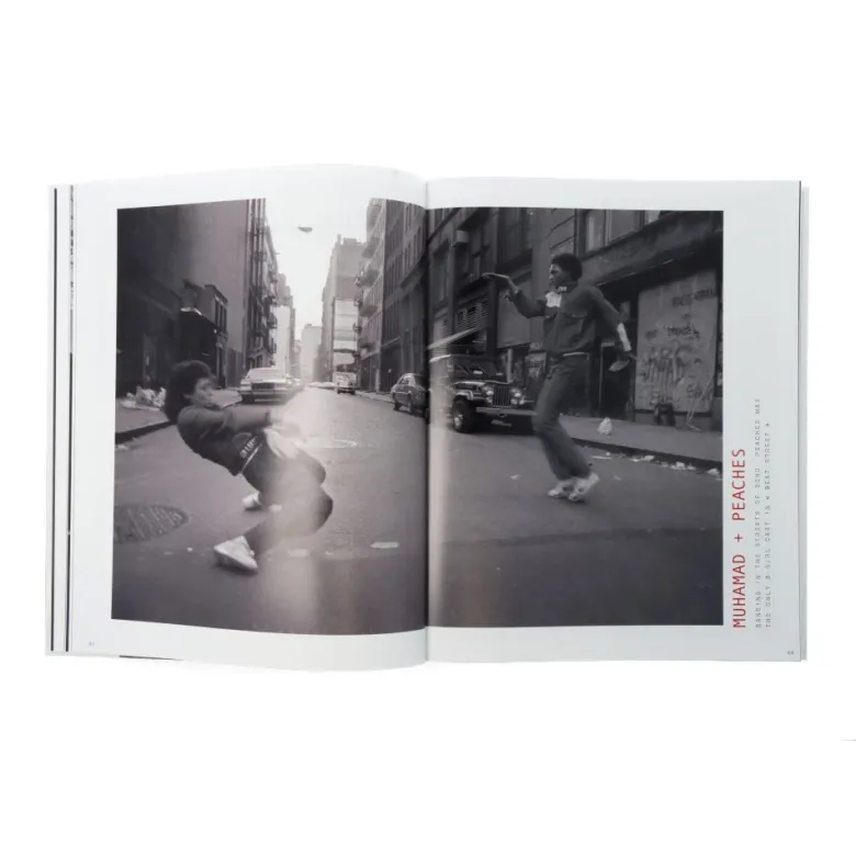 Yo ! the early days of hip-hop photographs by Sophie Bramly
