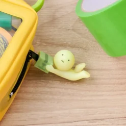 Zipper Smiski Falling Down